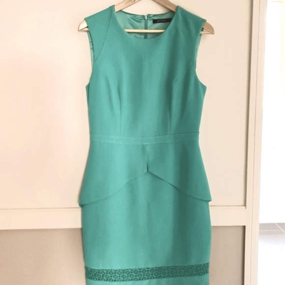 Portmans Green Sleeveless Peplum Dress - Picture 4 of 10